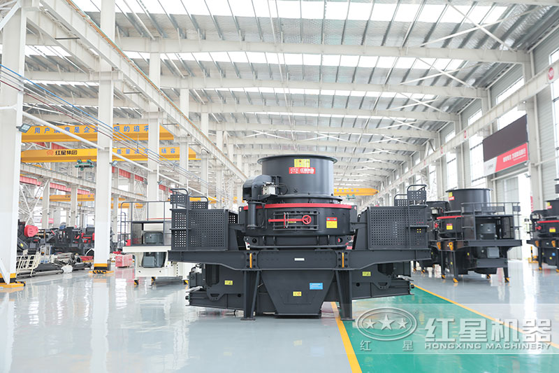 把石頭磨成沙子的磨砂機價格、產(chǎn)量是多少